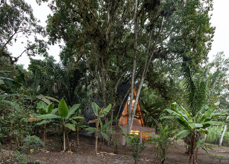 Residential Architecture in Ecuador: 8 Contemporary House Projects That Respect Their Natural Surroundings - Image 5 of 28