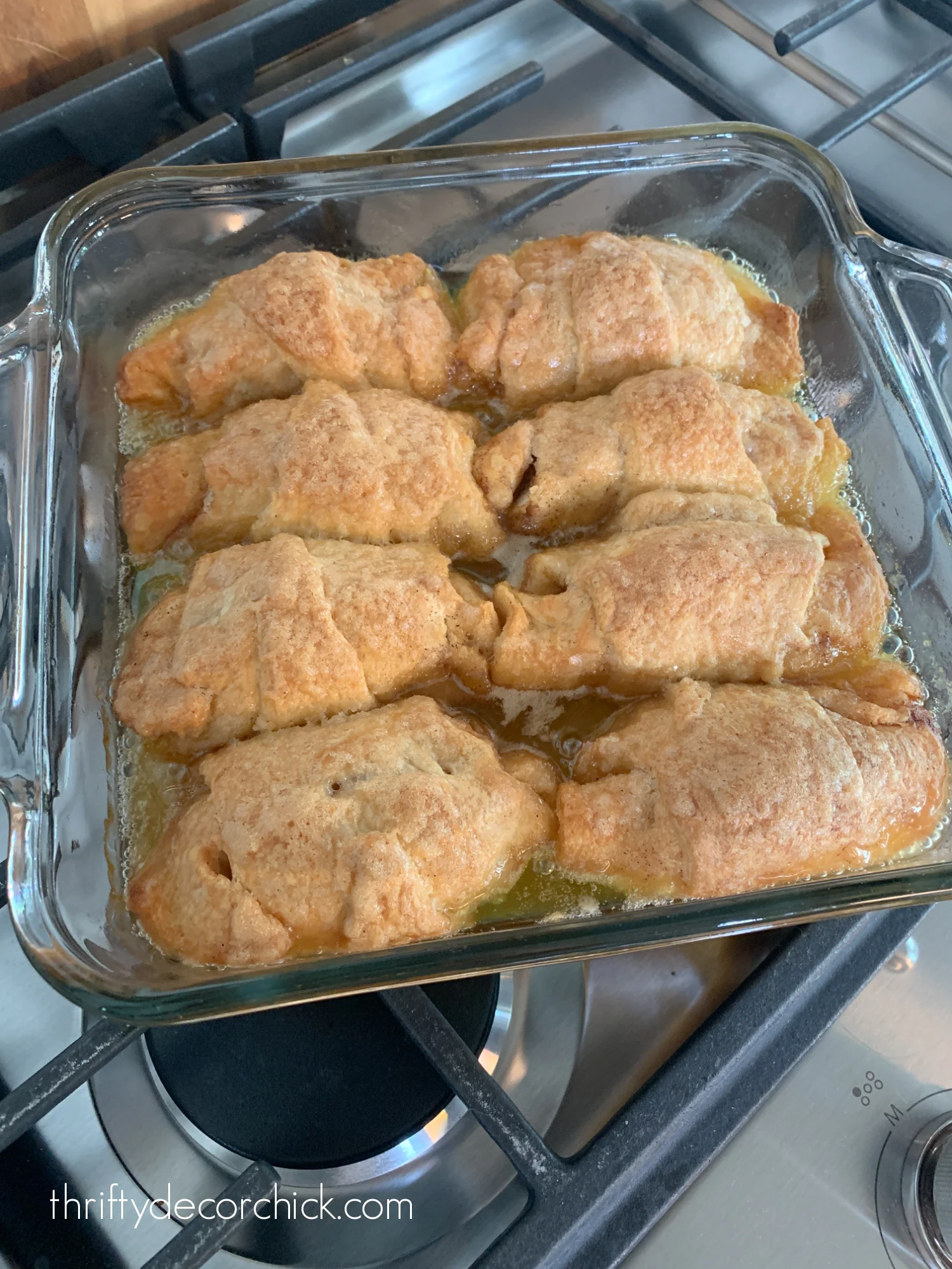 apple dumplings in pan