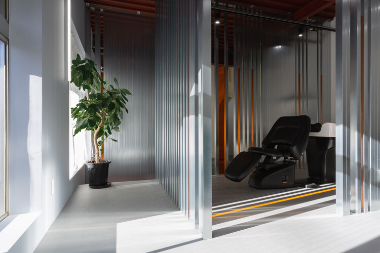 STUDS Hair Salon / nevertheless / Yusuke Sagawa Architects - Interior Photography, Glass