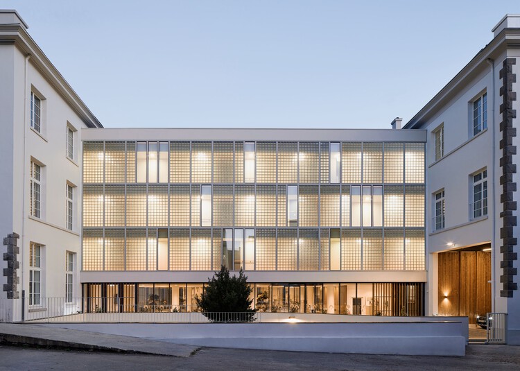 Brest Post Office Transformation / Chatillon Architectes - More Images