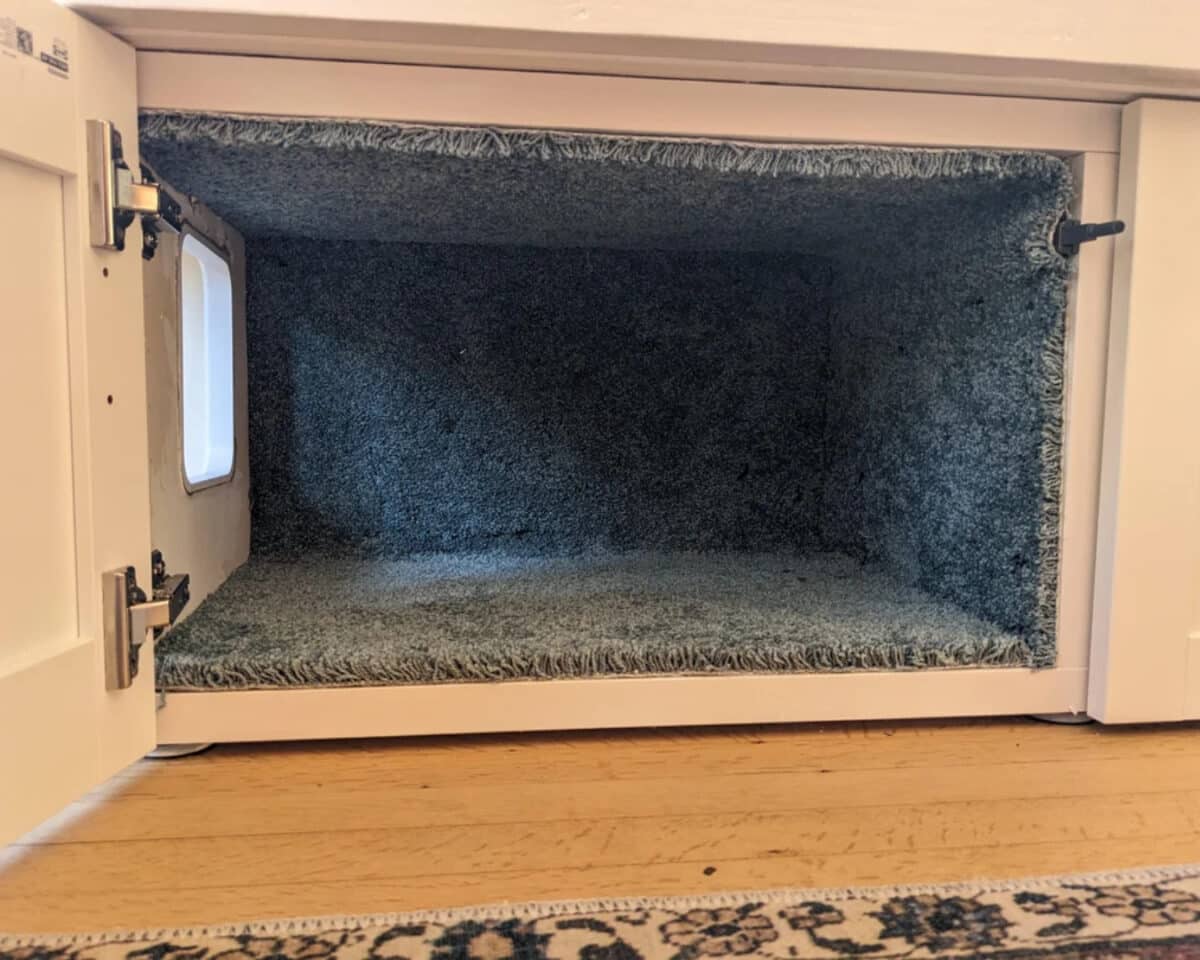 Wait, this IKEA Storage Bench is also a Cat House? Yes, Really! 8 cat cabinet lined with padding