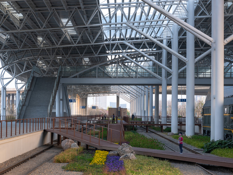 China Yellow Sea Wetlands Museum Railway Park / DuShe Architectural Design - Exterior Photography, Beam, Steel