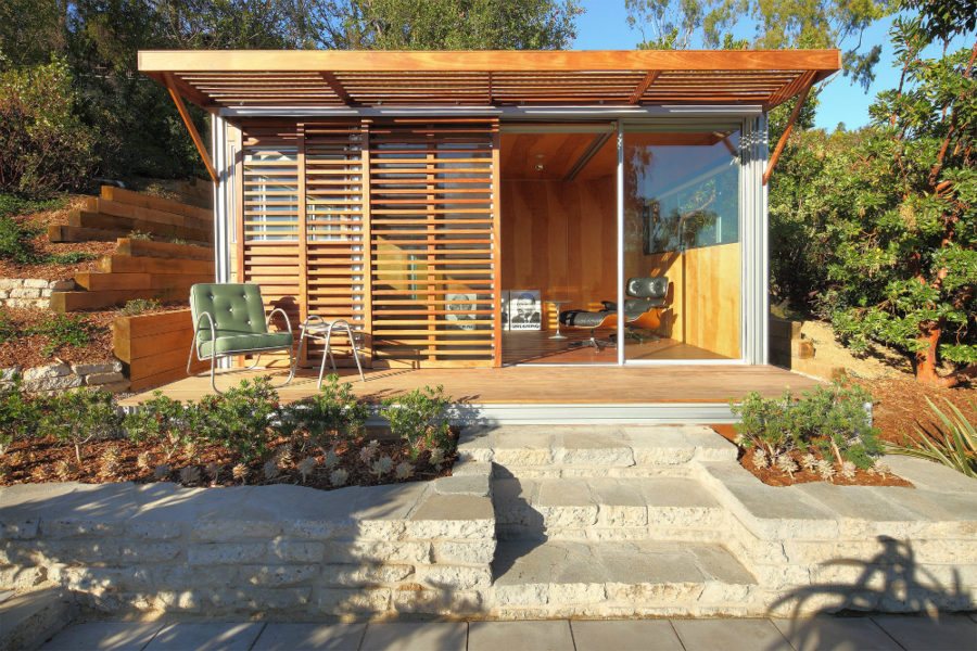 Modern Outdoor Office Shed With Louvre System