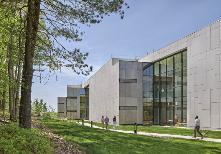 Science Research Center University of Connecticut / Payette - Exterior Photography
