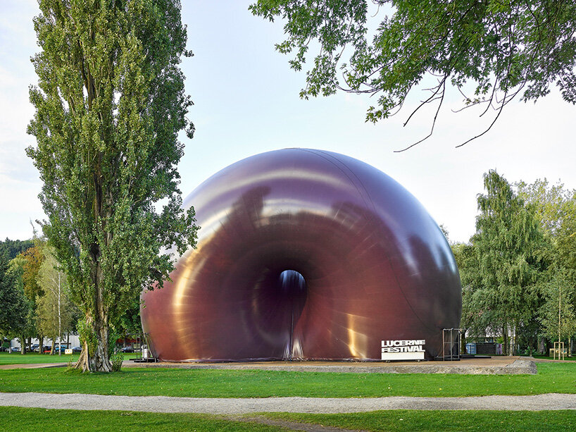 anish kapoor and arata isozaki's inflatable 'ark nova' concert hall returns in switzerland
