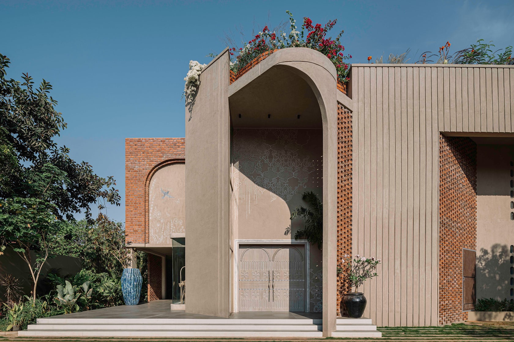 © Multitude Of Sins