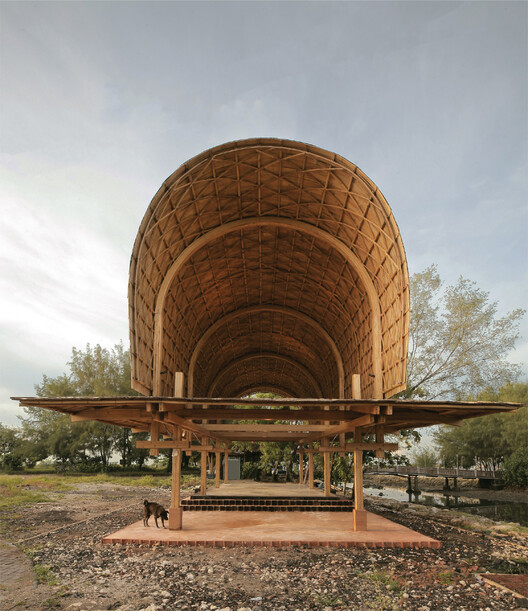 BaleBio / Cave Urban - More Images