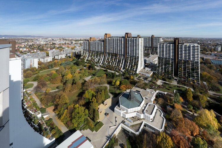 Wohnpark Alterlaa: Vienna’s Monumental Vision for Everyday Life - More Images