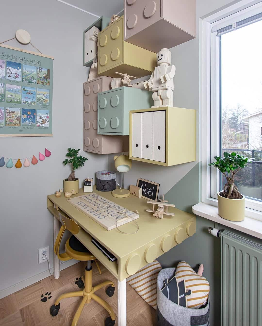 lego cabinets IKEA eket hack